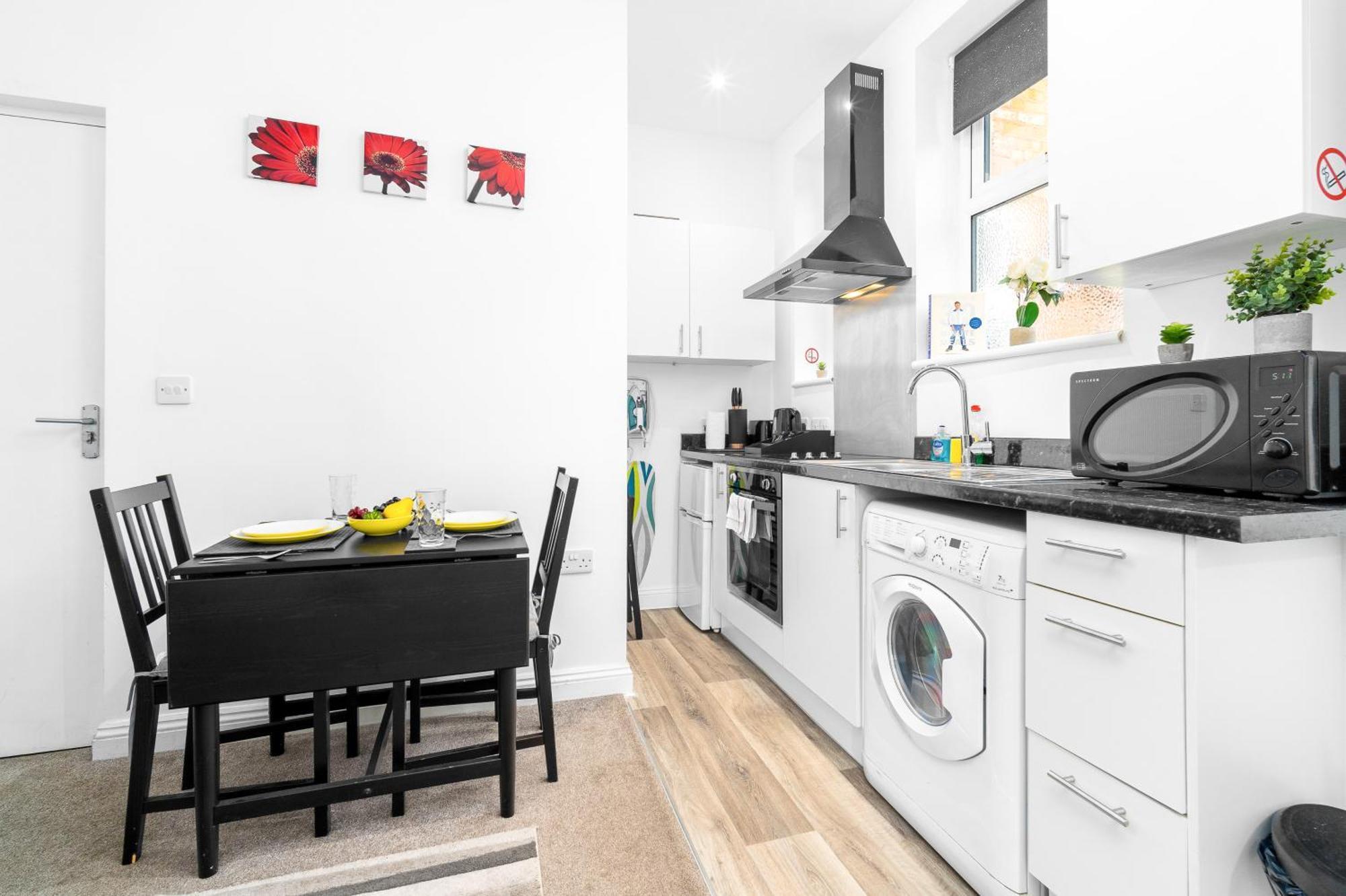 Emerald Delightful Suite Moseley Mews, Birmingham By Staystaycations エクステリア 写真